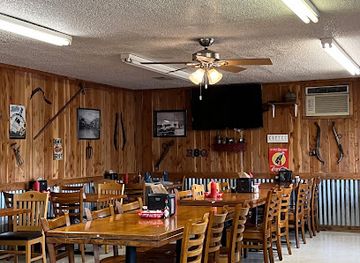 arkansas/mount-magazine-state-park/bar/mel-s-hwy-10-cafe
