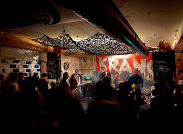 switzerland/davos/bar/box