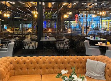 turkiye/kusadasi/bar/ozzy-pub