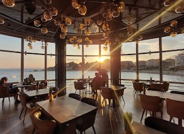 croatia/split/bacvice/bar/tortuga-grill-pub