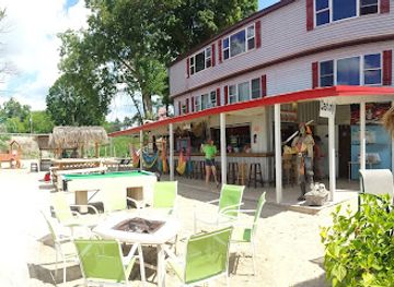wisconsin/kettle-moraine-state-forest/bar/tiki-beach-resort-tiki-bar
