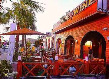 morocco/agadir-region/bar/wine-wine