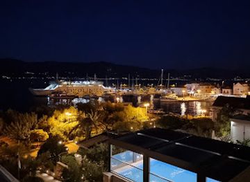 croatia/brac-island/bar/hotel-osam-rooftop-bar
