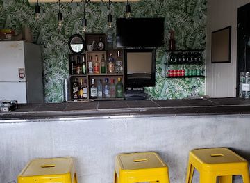 puerto-rico/arecibo-region/bar/tropezon-bar