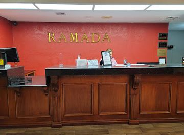 oklahoma/enid/bar/the-lounge-ramada
