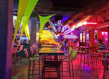 philippines/boracay/station-2/bar/summer-place