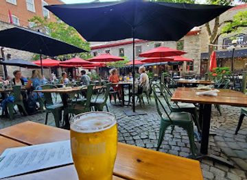 canada/ottawa/byward-market/bar/the-clarendon-tavern