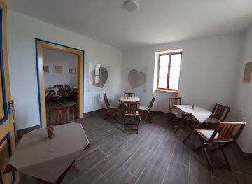 hungary/western-transdanubia/bar/sag-hegyi-sziv-pince