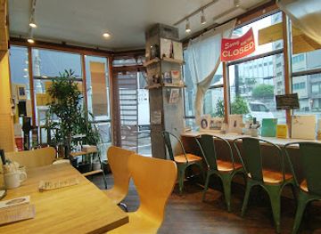 japan/kanazawa/omicho-market/bar/owls-hoot