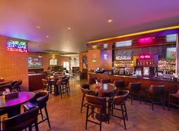 qatar/zekreet-beach/bar/streat-culture