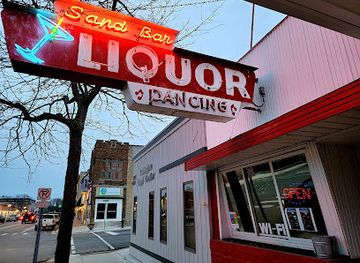 michigan/southwest-michigan/bar/the-sandbar
