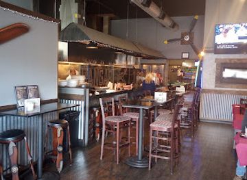 washington/lake-chelan/bar/hangar-138