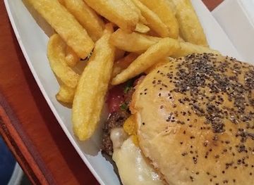 argentina/quebrada-de-humahuaca/bar/el-patio-cervecero-sanwicheria