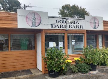 illinois/illinois-ozarks/bar/golconda-dari-barr