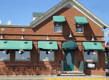 ohio/lake-erie-islands/bar/captains-corner-kelleys-island