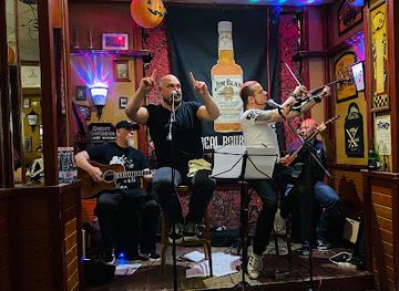 hungary/vac/bar/suti-brothers-pub