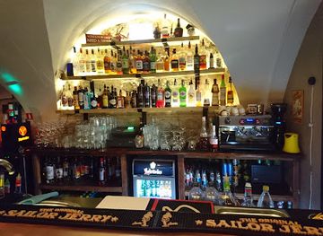 latvia/riga/art-nouveau-district/bar/cartel-bar