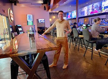 nevada/red-rock-canyon-national-conservation-area/bar/skye-bar-grill