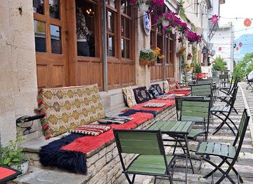 albania/gjirokaster/bar/babameto-2-cocktail-bar-restaurant