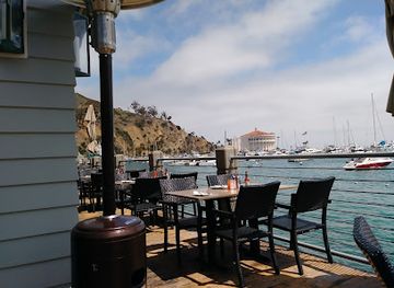 california/santa-catalina-island/bar/bluewater-avalon