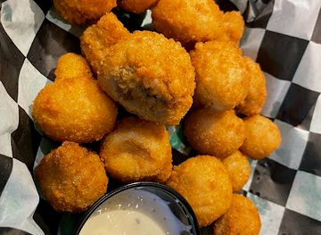 kansas/salina/bar/hank-s-tavern