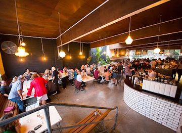 australia/western-australia/bar/the-edwards