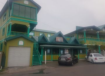 trinidad-and-tobago/pitch-lake/bar/club-153