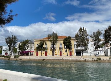 portugal/ria-formosa-natural-park/bar/the-black-anchor
