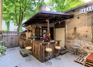 poland/poznan/jezyce/bar/pod-balkonem-ogrodek-kultury-i-sztuki