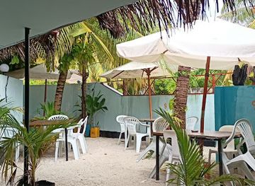 maldives/thulusdhoo-island/bar/bandaha-cafe