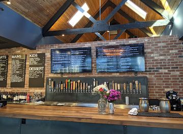 washington/whidbey-island/bar/tapped-mukilteo