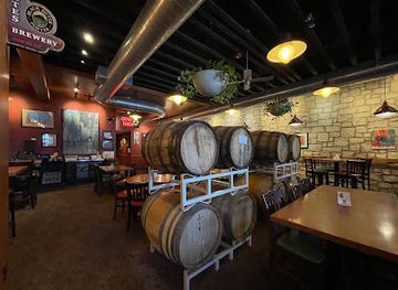 oregon/deschutes-county/bar/sidelines-sportsbar-grill