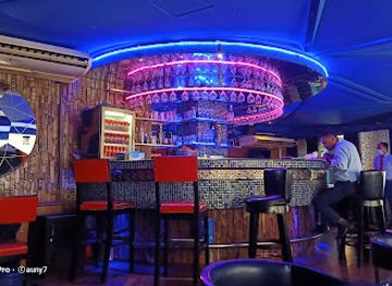 bangladesh/dhaka/banani/bar/bluemoon-recreation-club