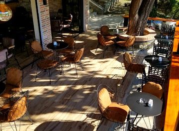 albania/gramsh/bar/sol-artist-bar