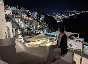 greece/santorini/imerovigli/bar/bar-to-navagio