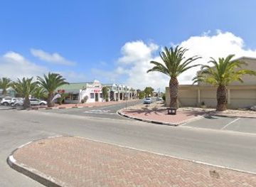 south-africa/west-coast-national-park/bar/zizi-s-restaurant-cocktail-bar