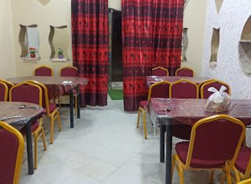 algeria/hoggar-mountains/bar/fast-food-paloma