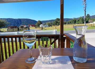 new-zealand/mount-cook-national-park/bar/betsey-jane-eatery-bar