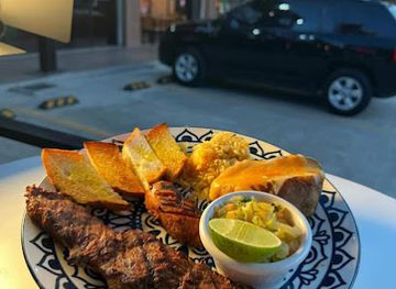 el-salvador/san-miguel/bar/ojos-locos-sport-bar