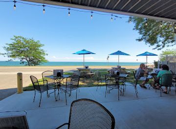 michigan/tawas-point-state-park/bar/tawas-bay-pizza-company