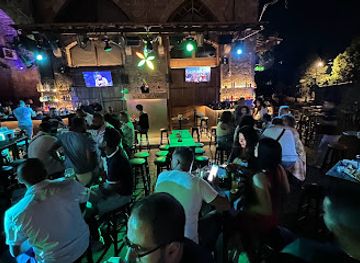 lebanon/jbeil/bar/garden-by-la-storia