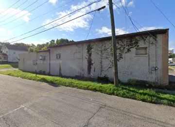 ohio/youngstown/bar/the-local-celebrity-bar-grill