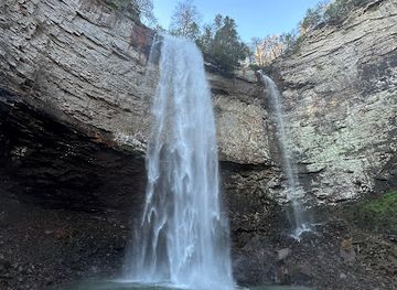 tennessee/fall-creek-falls-state-park/bar/base-of-fall-creek-falls