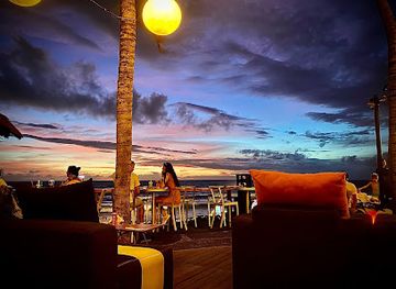 indonesia/bali/kuta/bar/woobar