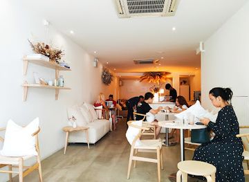 singapore/chinatown/telok-ayer/bar/platform