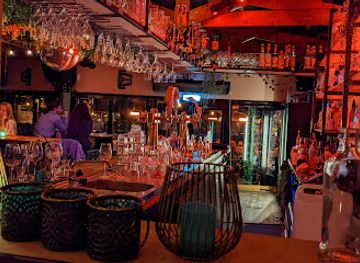 netherlands/zaanstreek/bar/rosey-s-tapas-cocktailbar