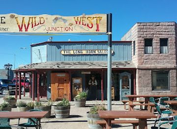 arizona/grand-canyon-national-park/bar/dj-s-wild-west-junction