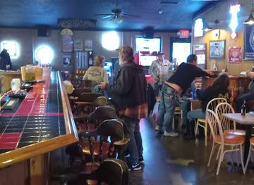 indiana/new-albany/bar/the-cloverleaf-bar-grill