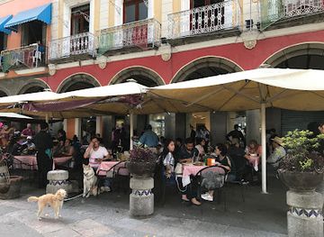 mexico/puebla/bar/zocalos-bar-puebla