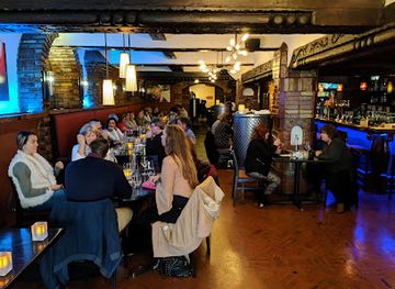 canada/niagara-peninsula/bar/weinkeller